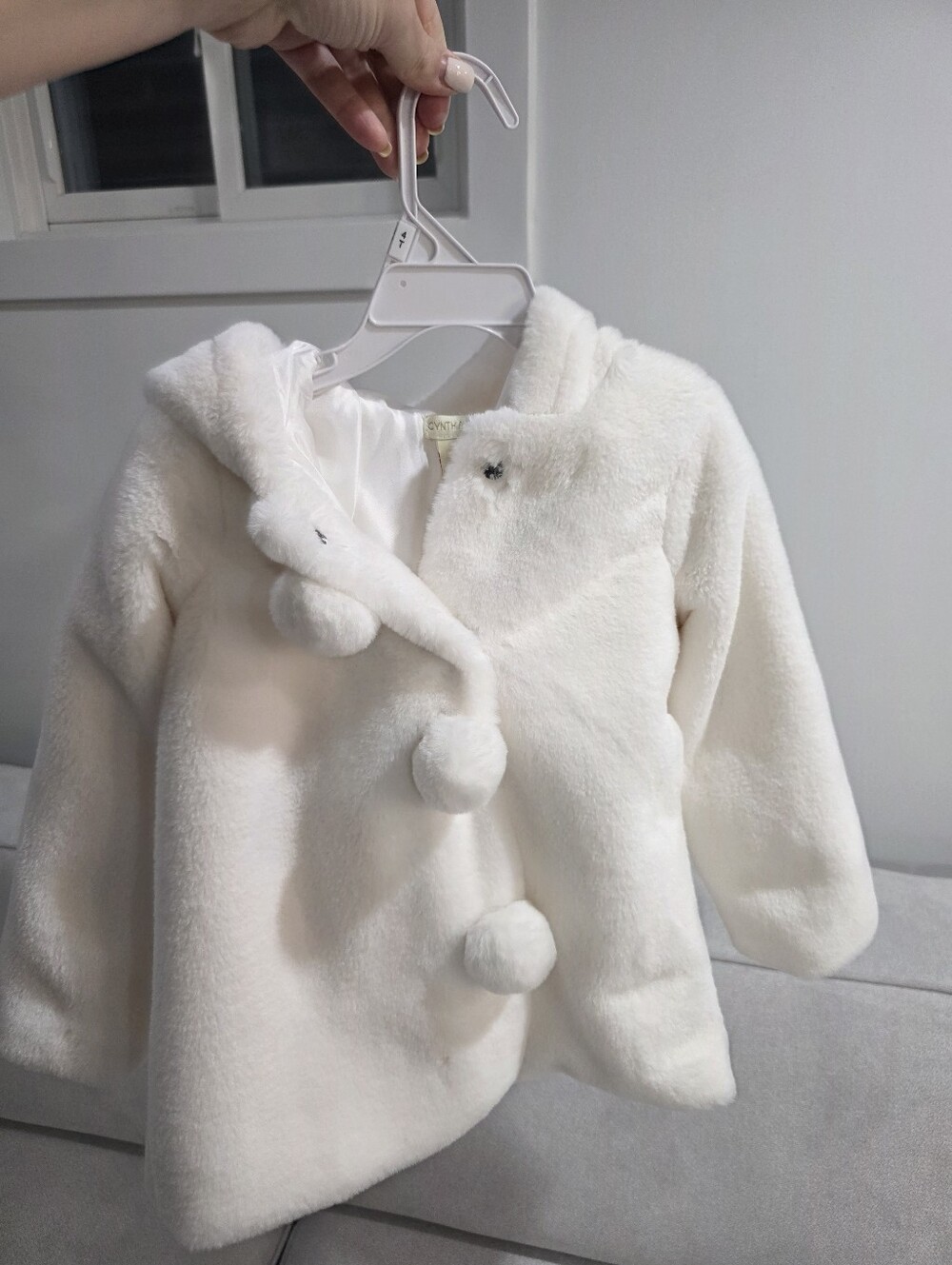 Cynthia Rowley Girls White Faux Fur Bunny Hood Coat Jacket 4T - Picture 13 of 14